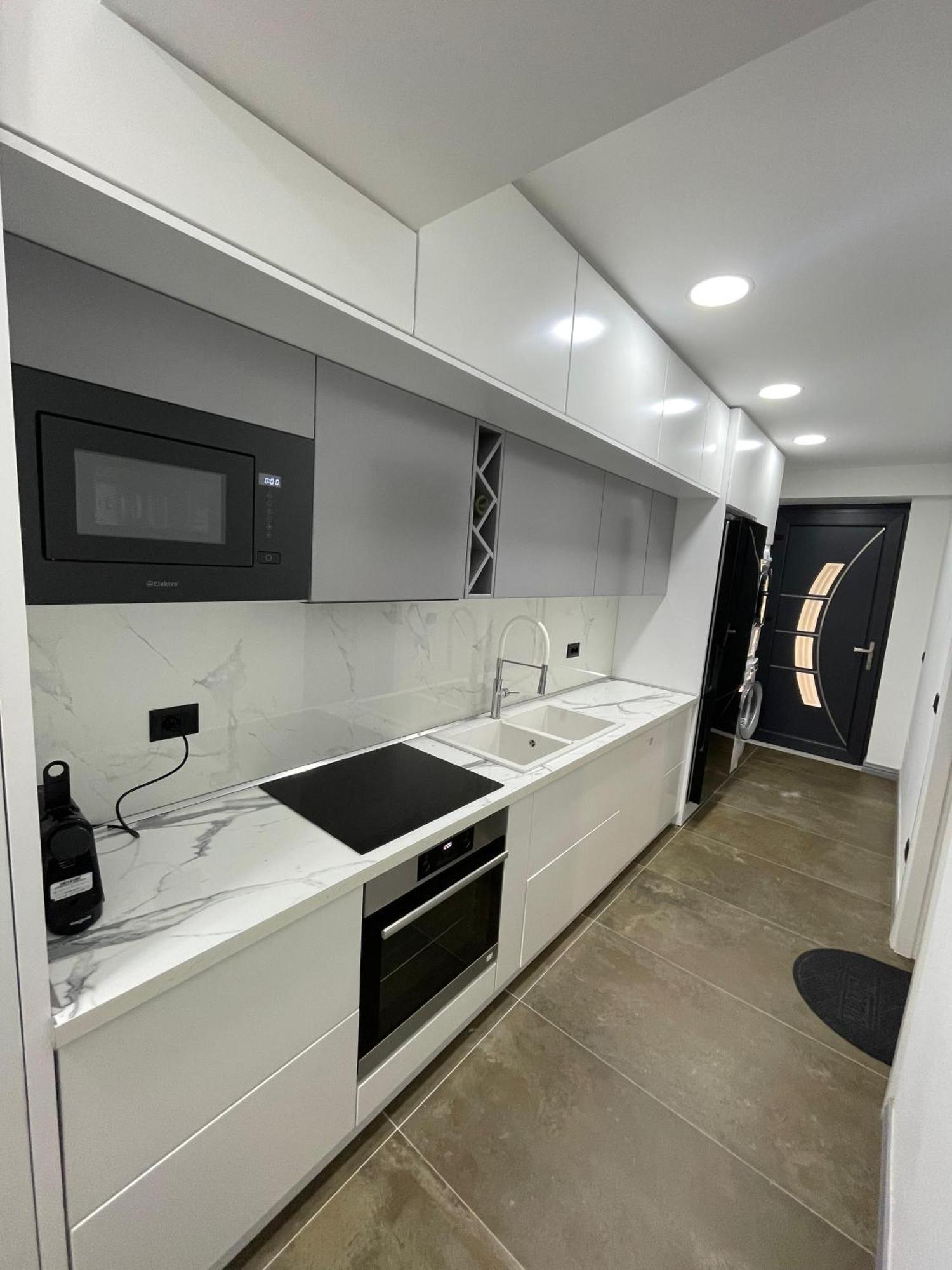 Home 12 Librazhd Ngoại thất bức ảnh