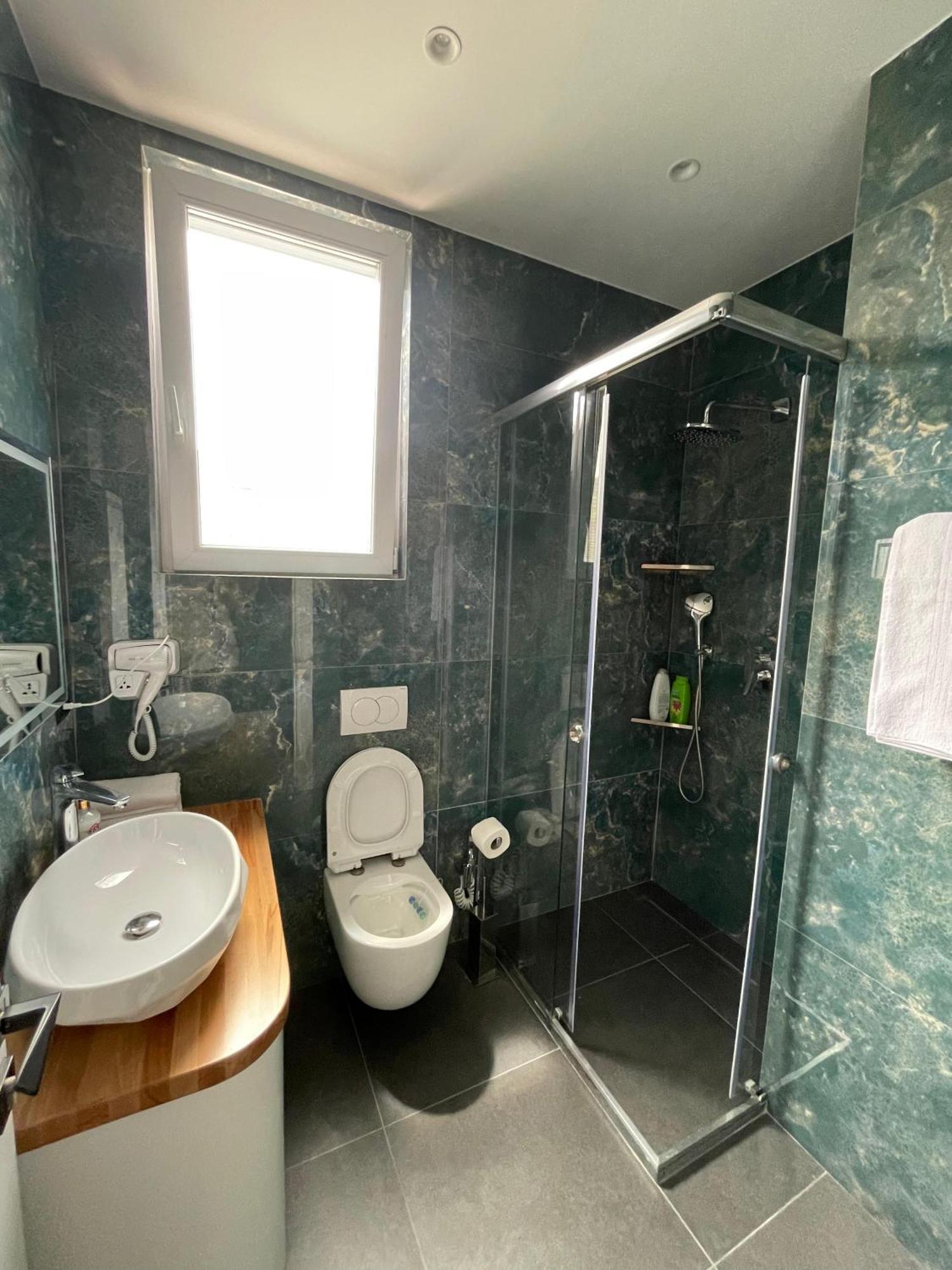 Home 12 Librazhd Ngoại thất bức ảnh
