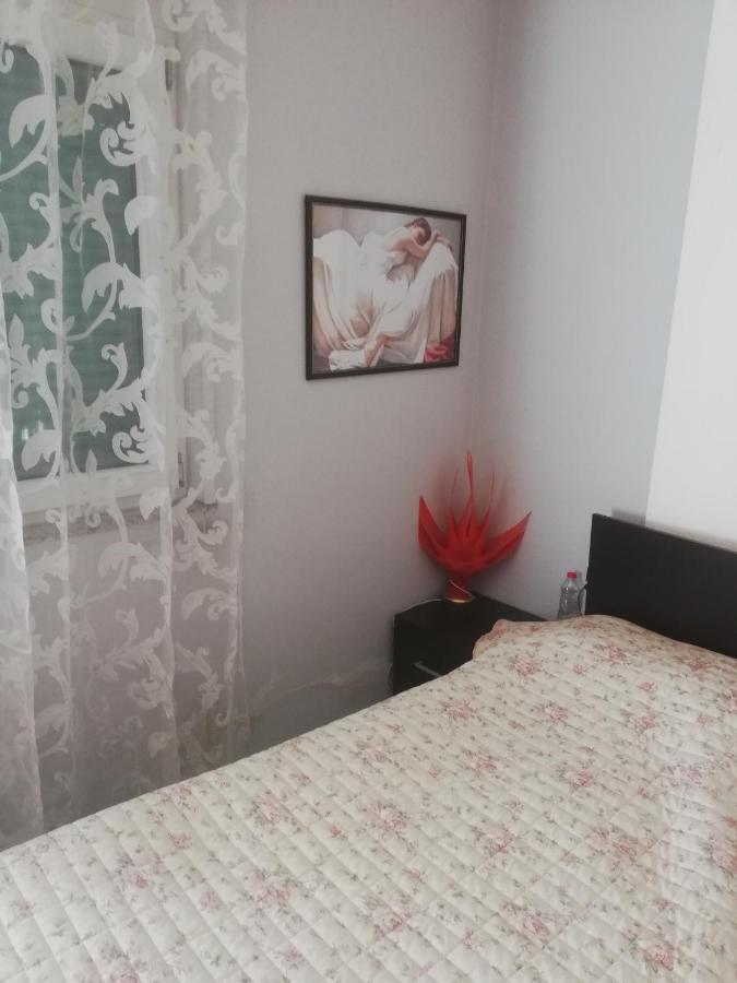 Home 12 Librazhd Ngoại thất bức ảnh